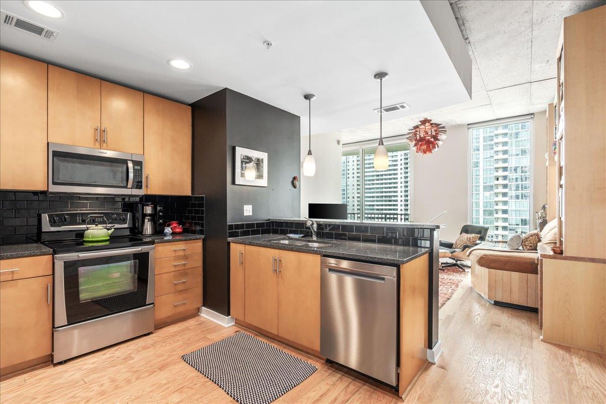 360 Nueces St # 1408, Austin, TX 78701