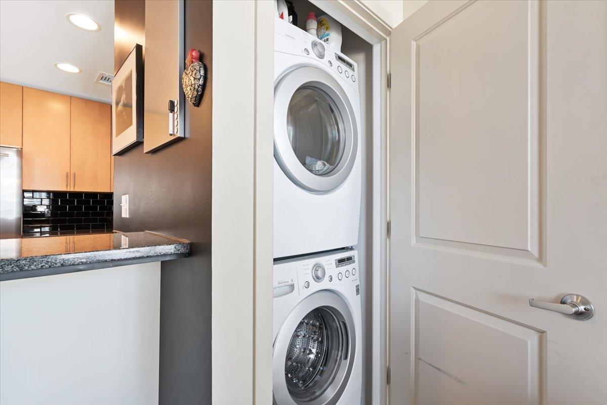 360 Nueces St # 1408, Austin, TX 78701