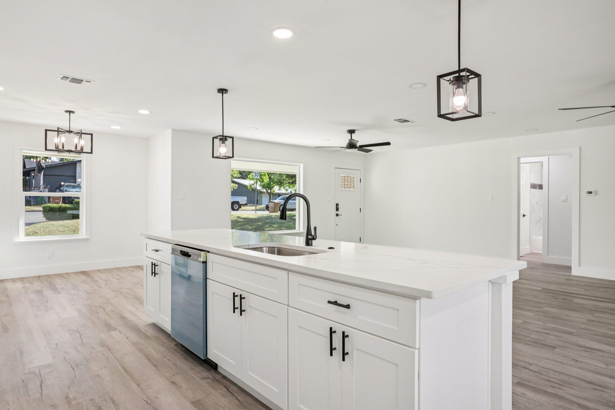 5101 Woodmoor Dr, Austin, TX 78721