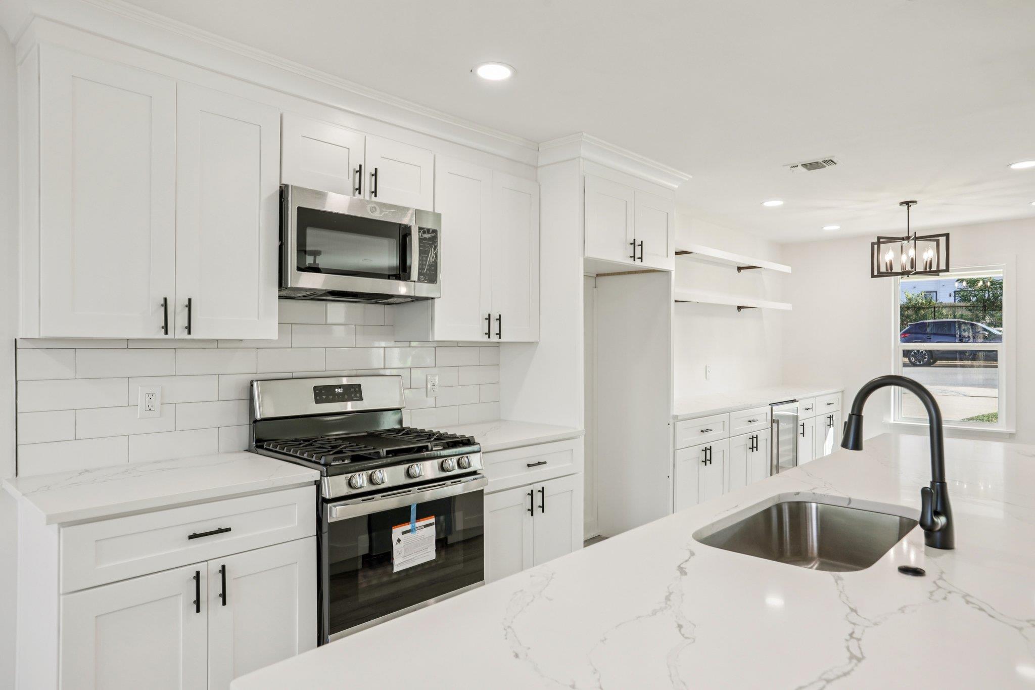 5101 Woodmoor Dr, Austin, TX 78721