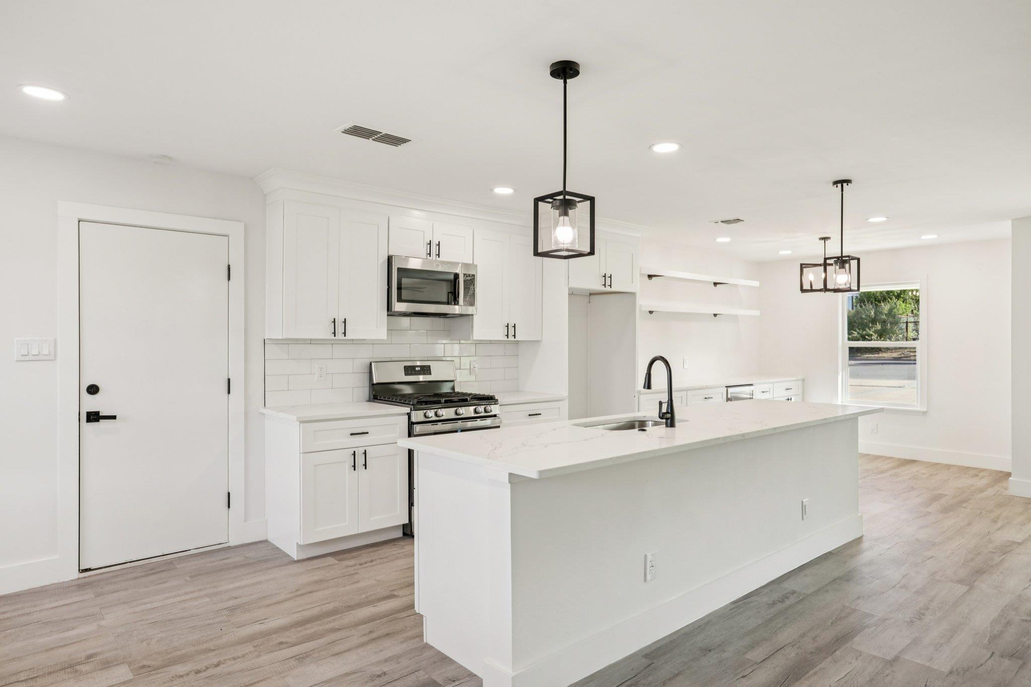 5101 Woodmoor Dr, Austin, TX 78721