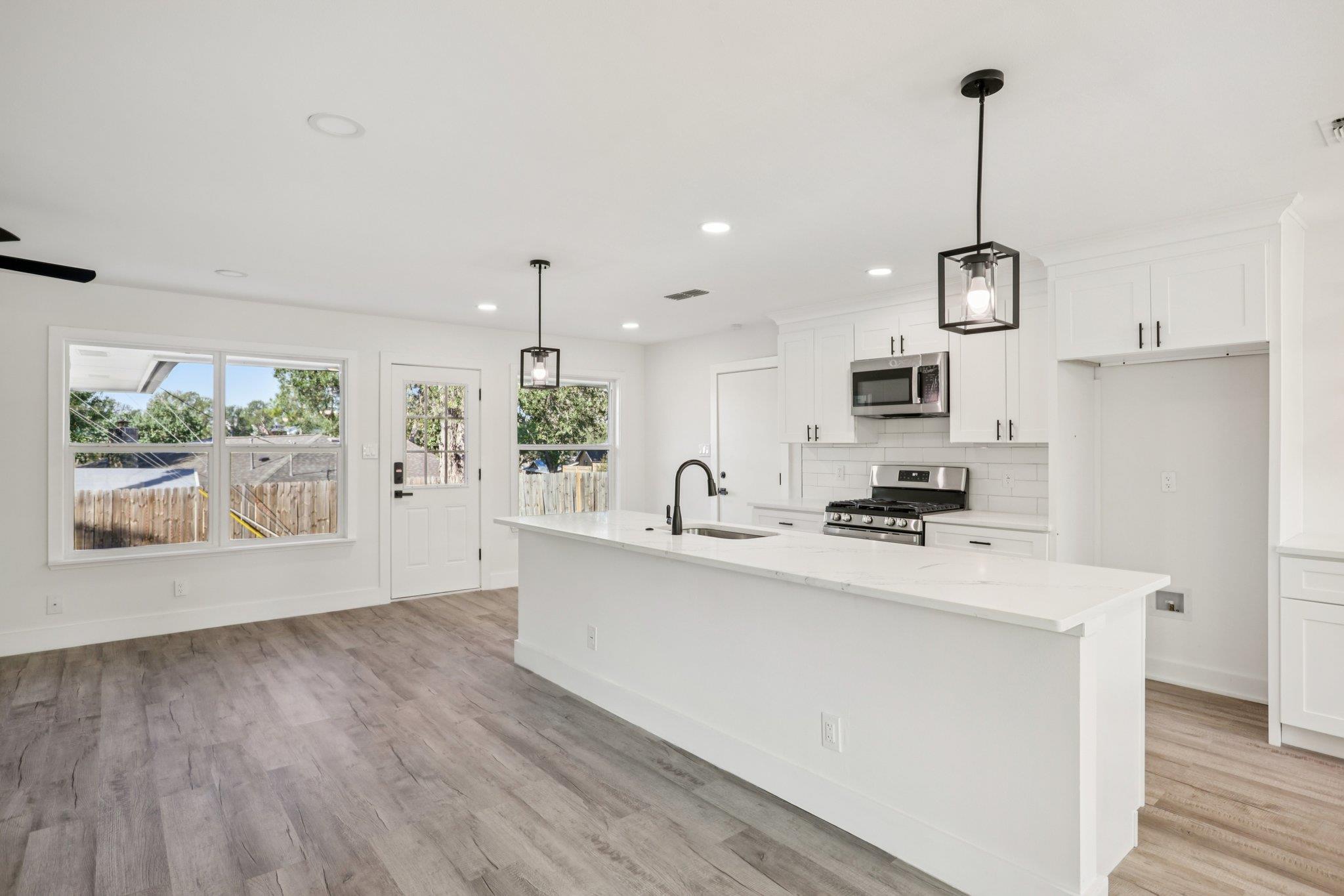 5101 Woodmoor Dr, Austin, TX 78721