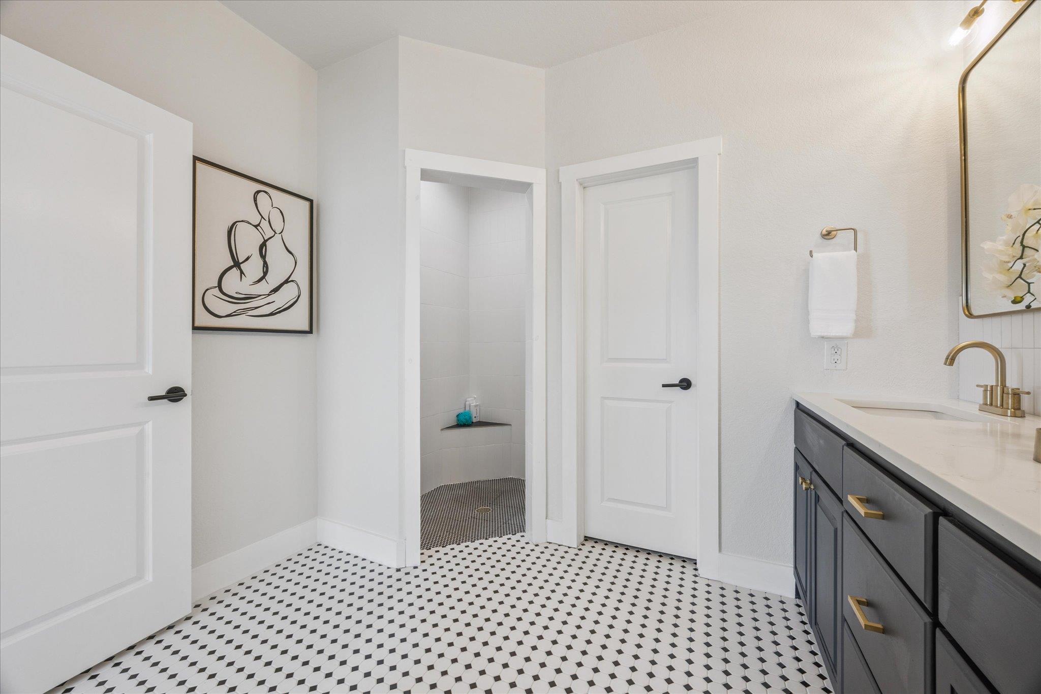 2902 Summit Dr, New Braunfels, TX 78132