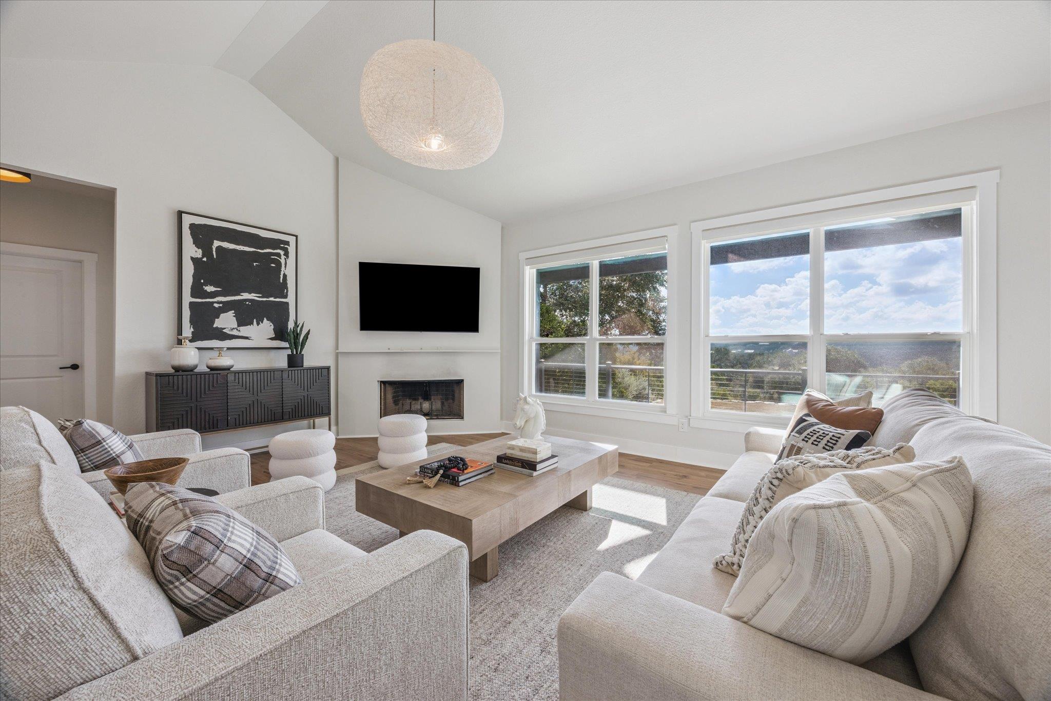 2902 Summit Dr, New Braunfels, TX 78132