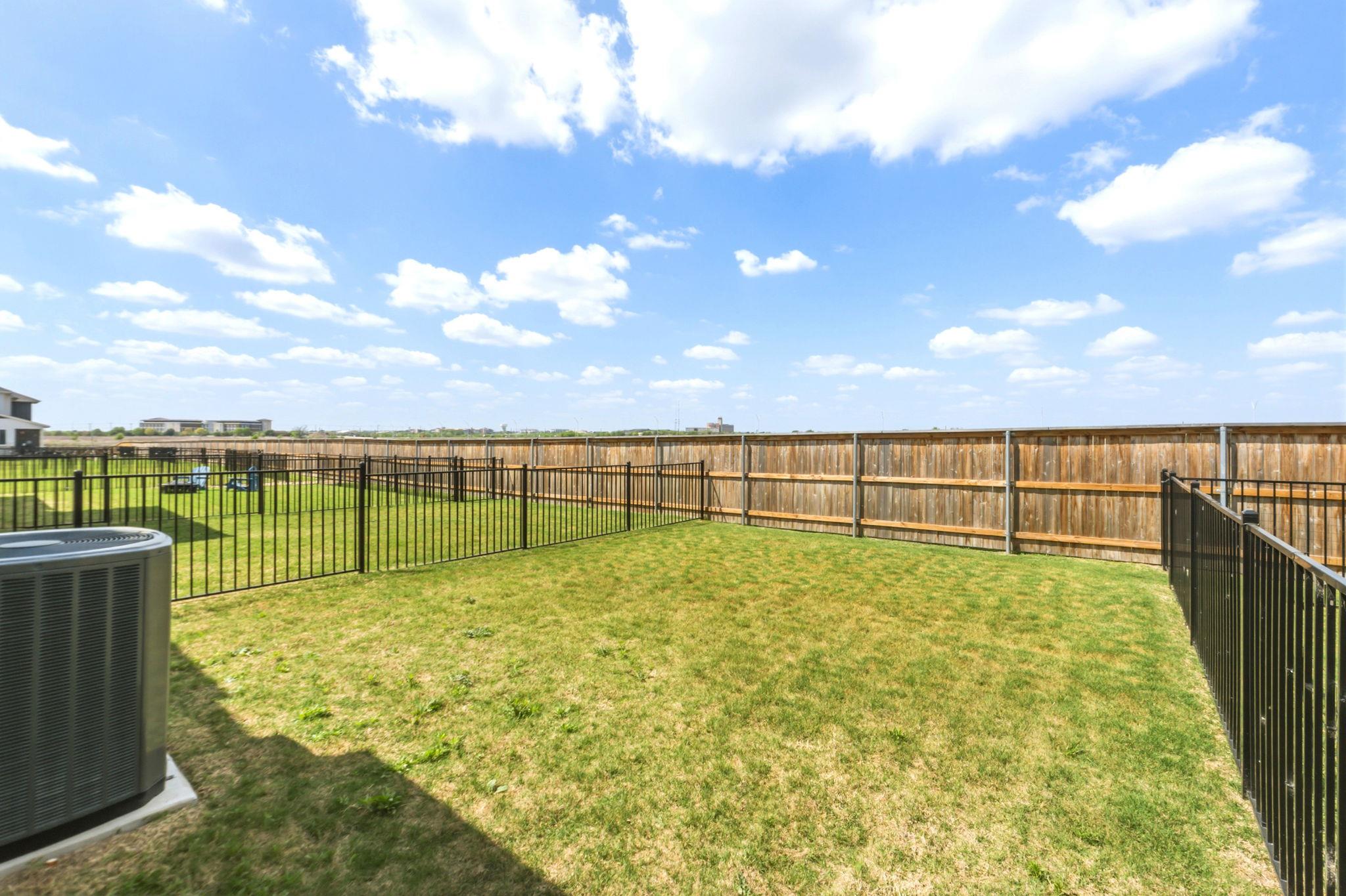 2576 Jack Nora Way, Round Rock, TX 78665