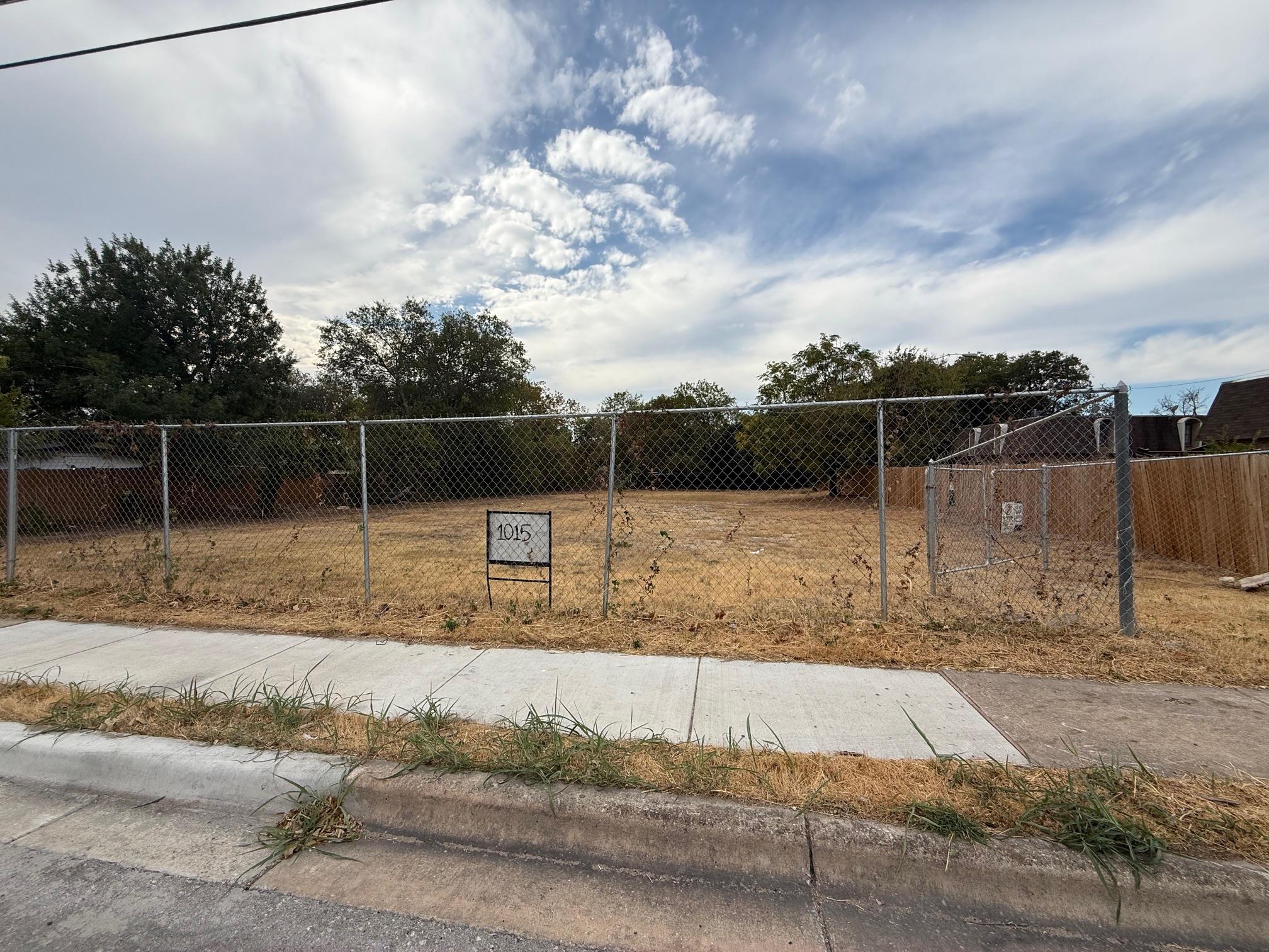 1015 Kramer Ln, Austin, TX 78758