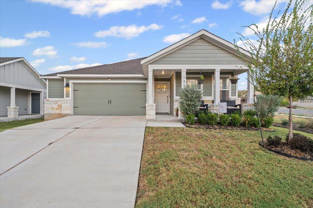 129 Patagonia, Kyle, TX 78640