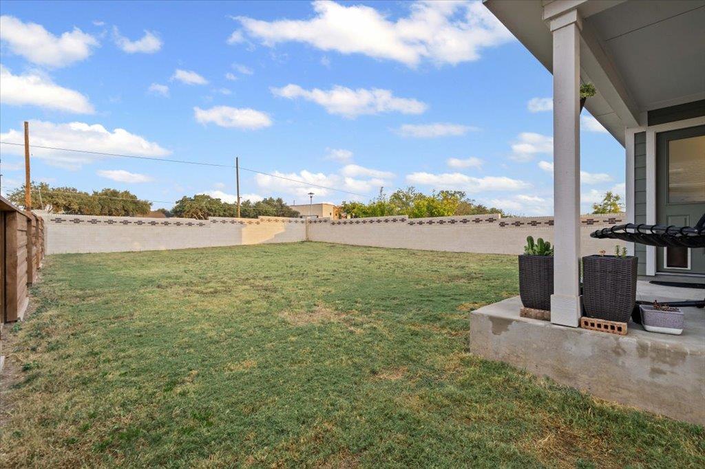 129 Patagonia, Kyle, TX 78640