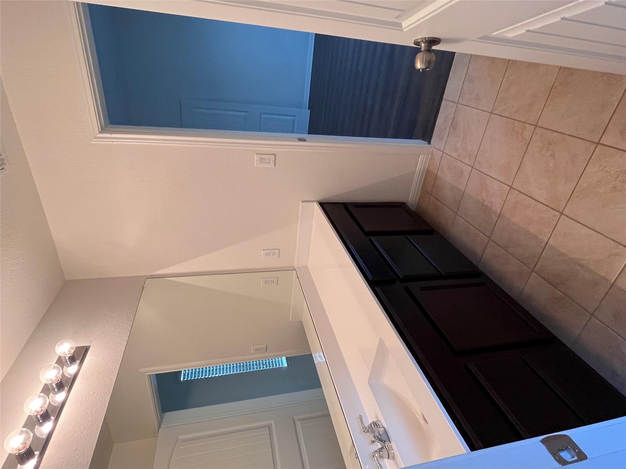 516 E Slaughter Ln # 1404, Austin, TX 78744