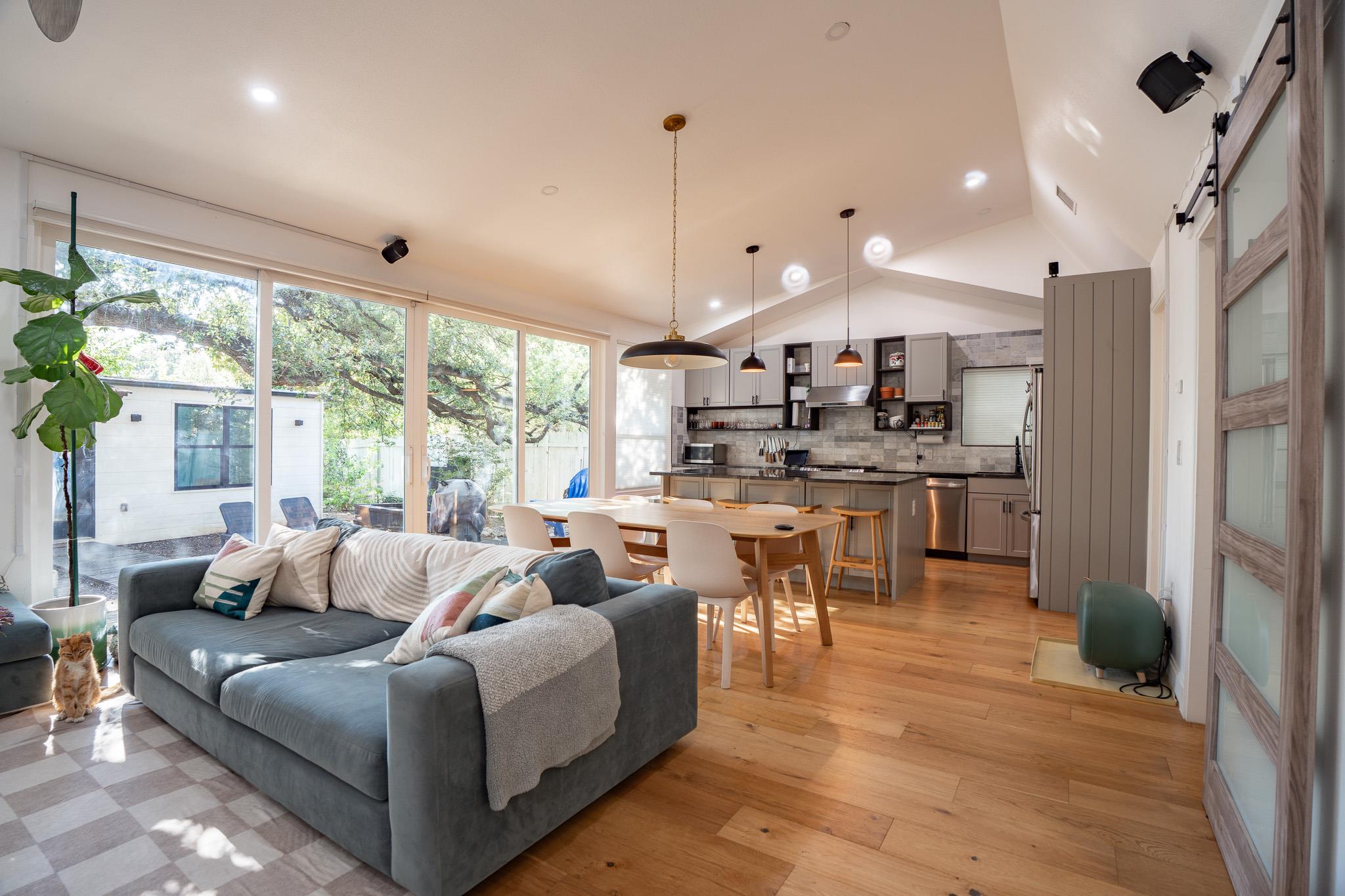 12225 Wallingstone Ln, Austin, TX 78750