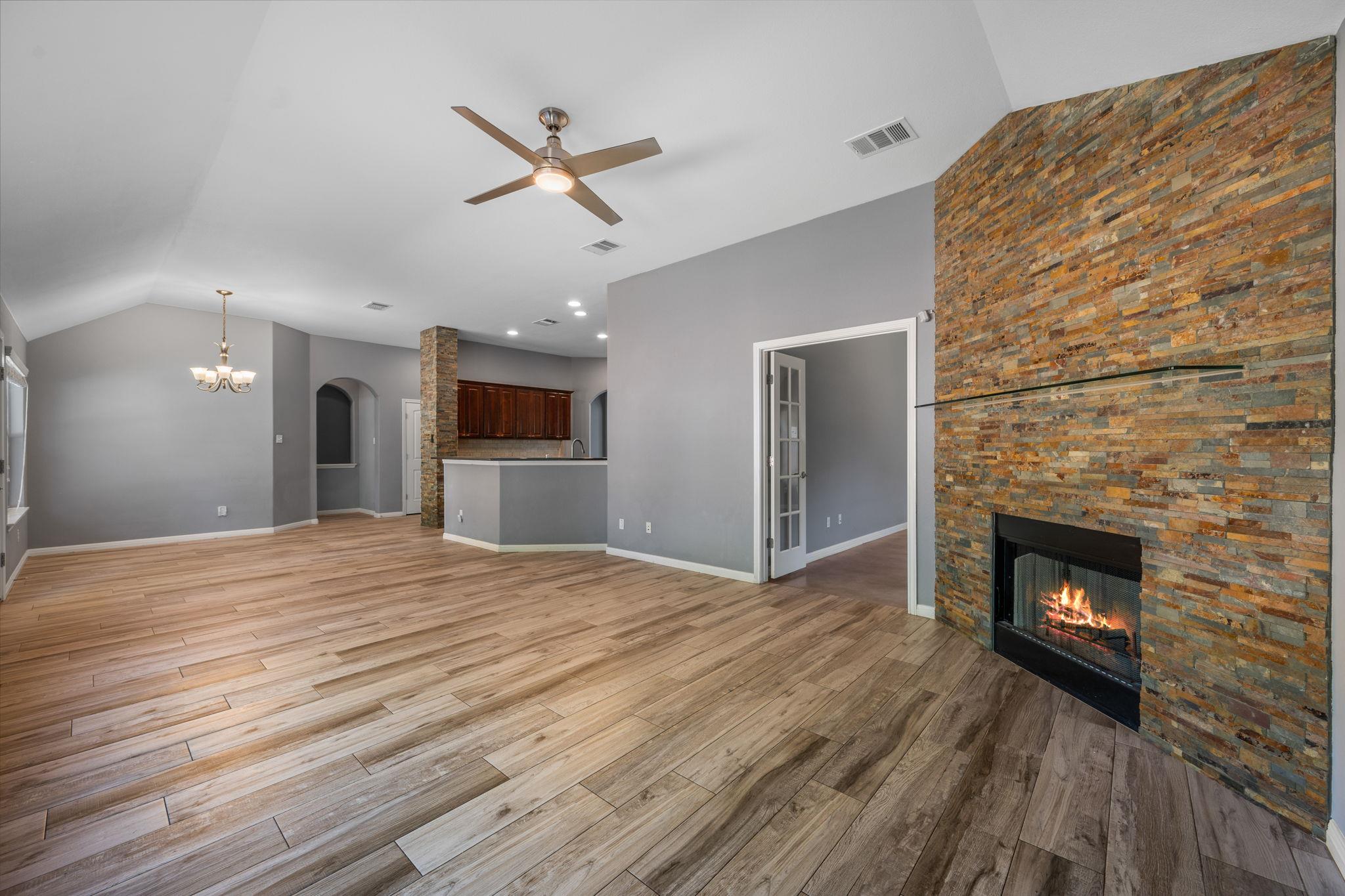 125 Snowdrift Trl, Round Rock, TX 78664