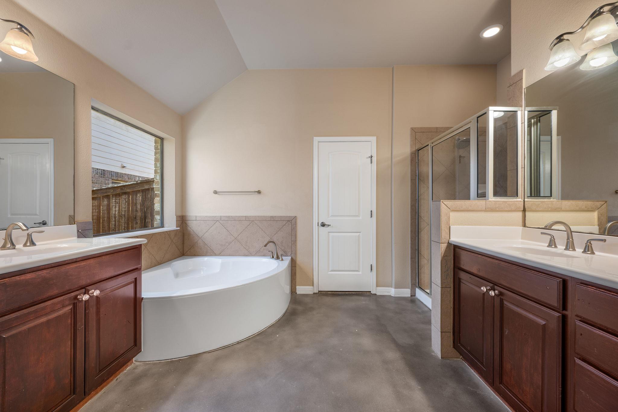 125 Snowdrift Trl, Round Rock, TX 78664