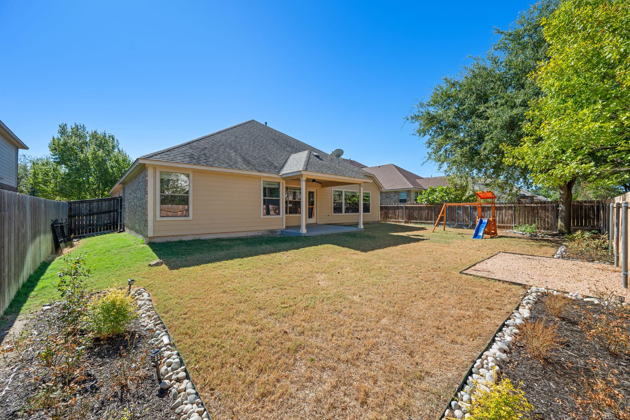 125 Snowdrift Trl, Round Rock, TX 78664