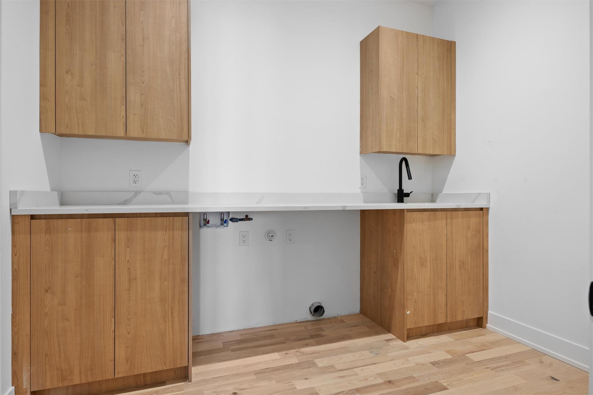 333 Spicewood Trails Dr, Spicewood, TX 78669