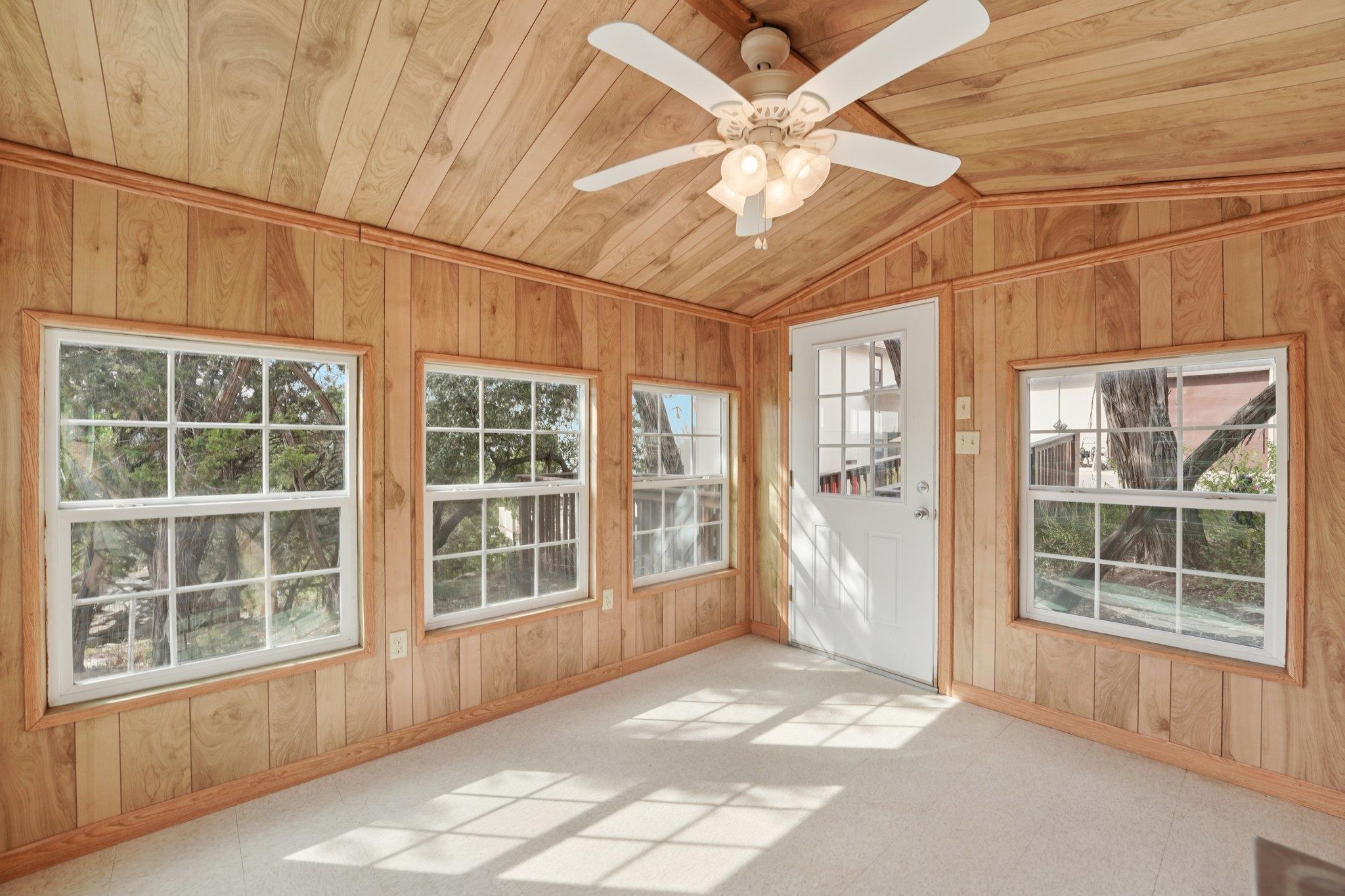 7605 Sleepy Hollow Ln, Lago Vista, TX 78645