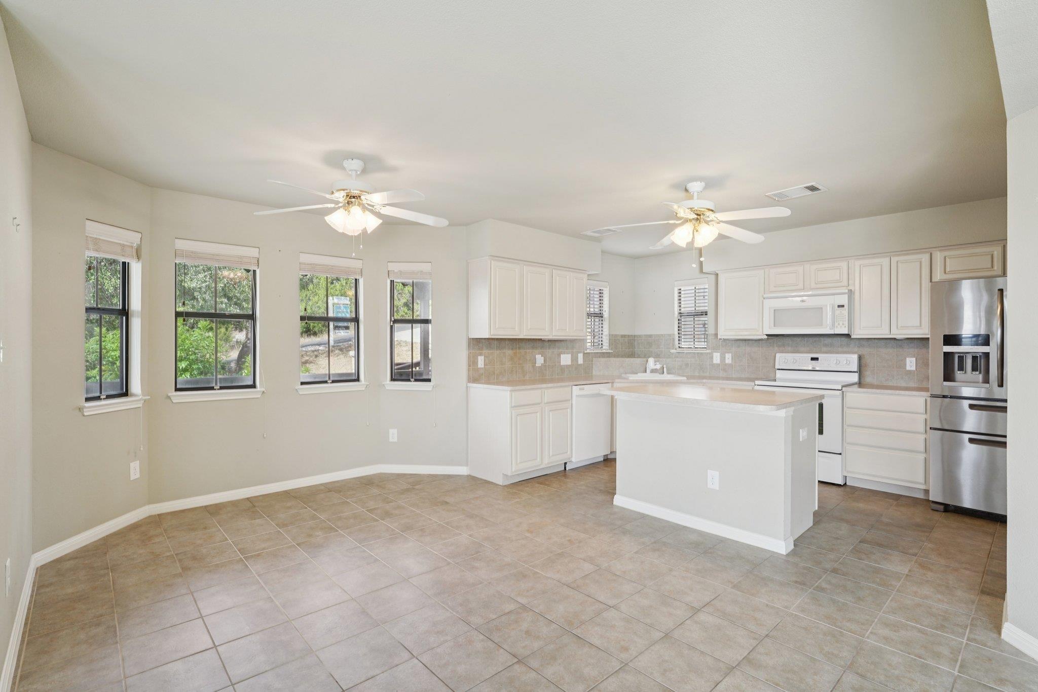 7605 Sleepy Hollow Ln, Lago Vista, TX 78645