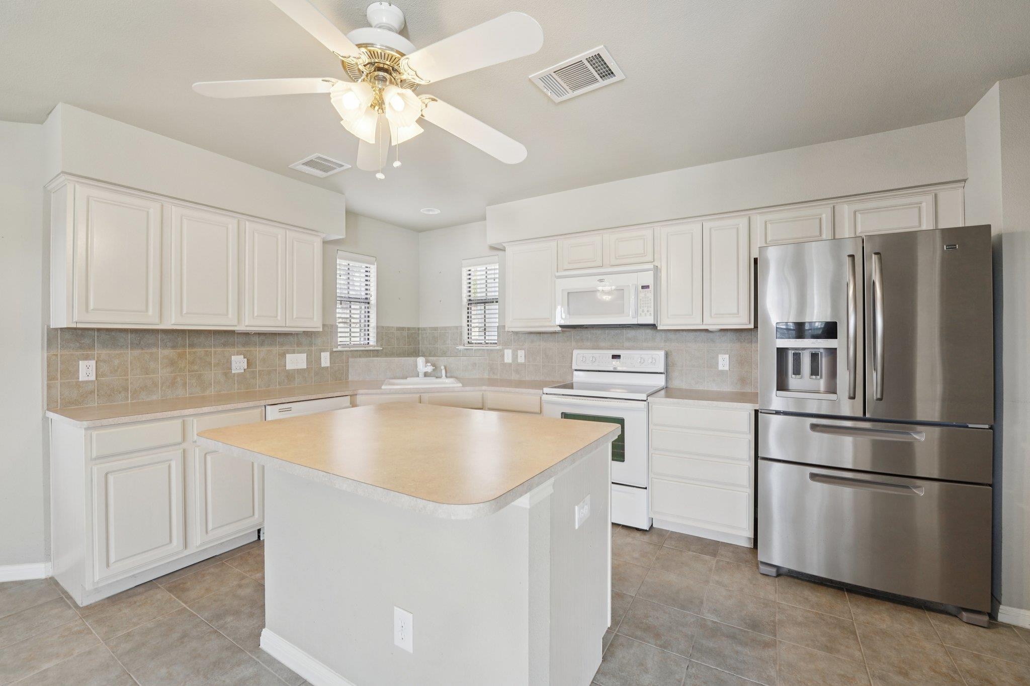 7605 Sleepy Hollow Ln, Lago Vista, TX 78645