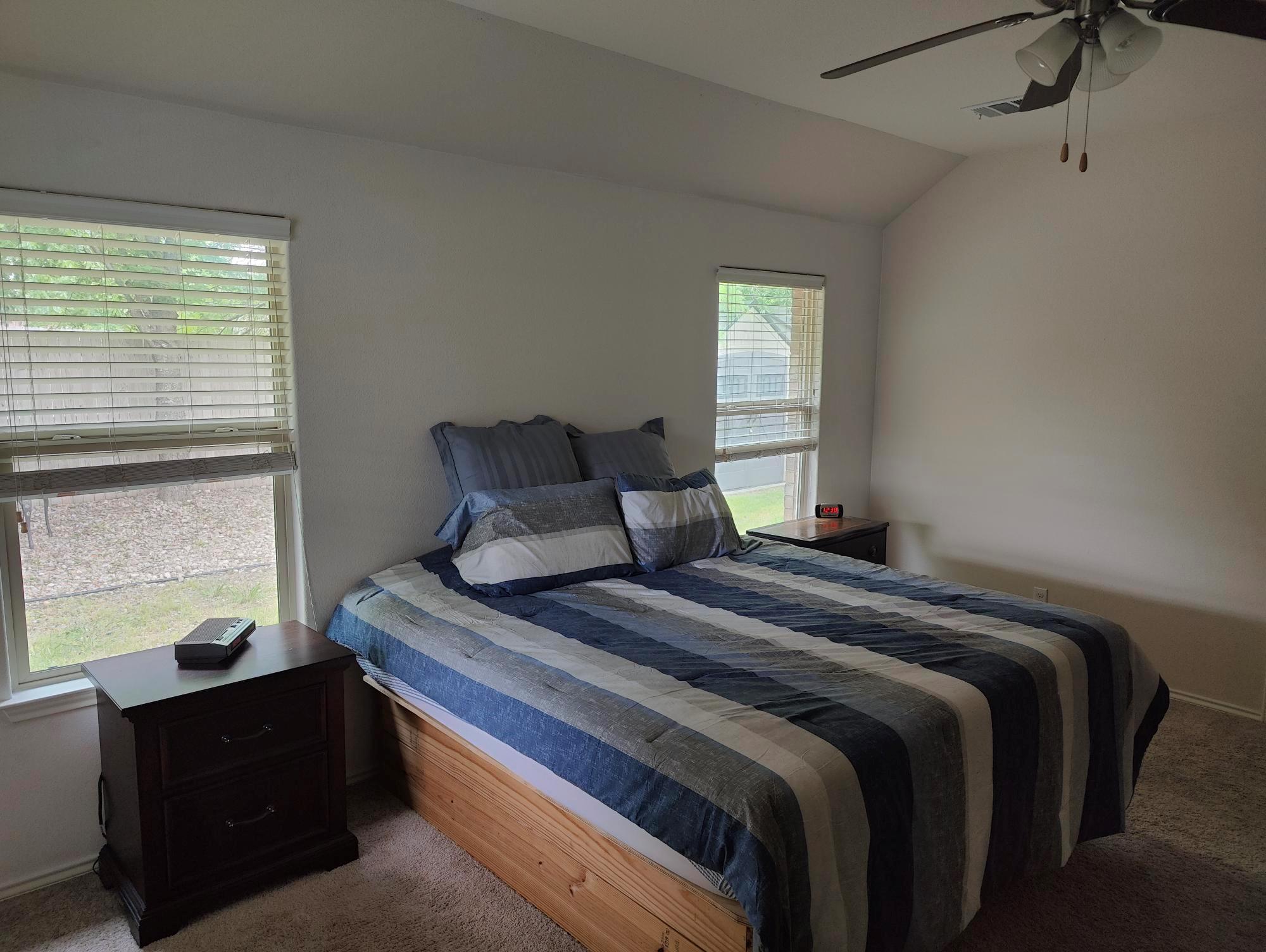 528 S Brook Dr, Leander, TX 78641