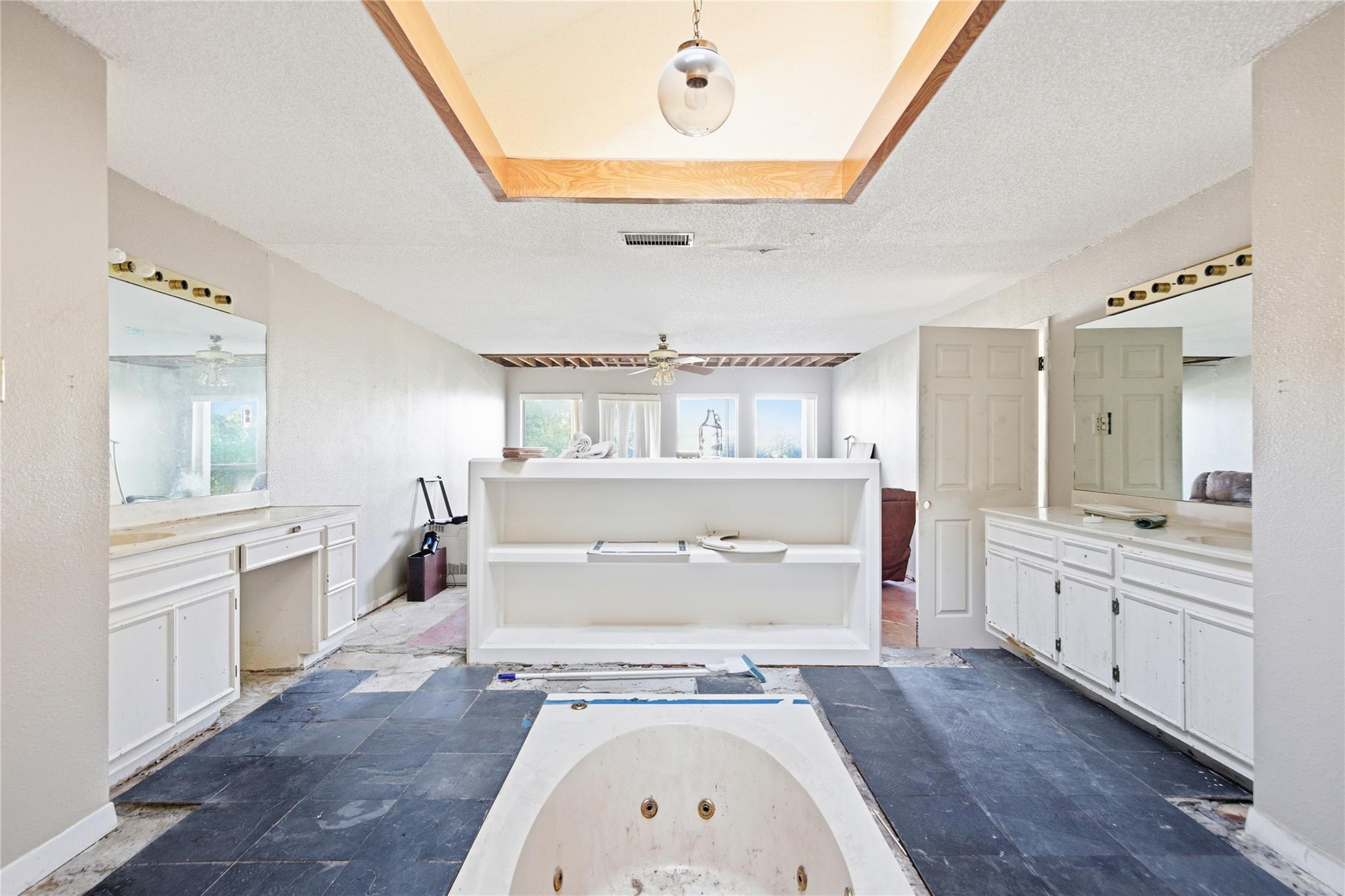 5705 Rain Creek Pkwy, Austin, TX 78759