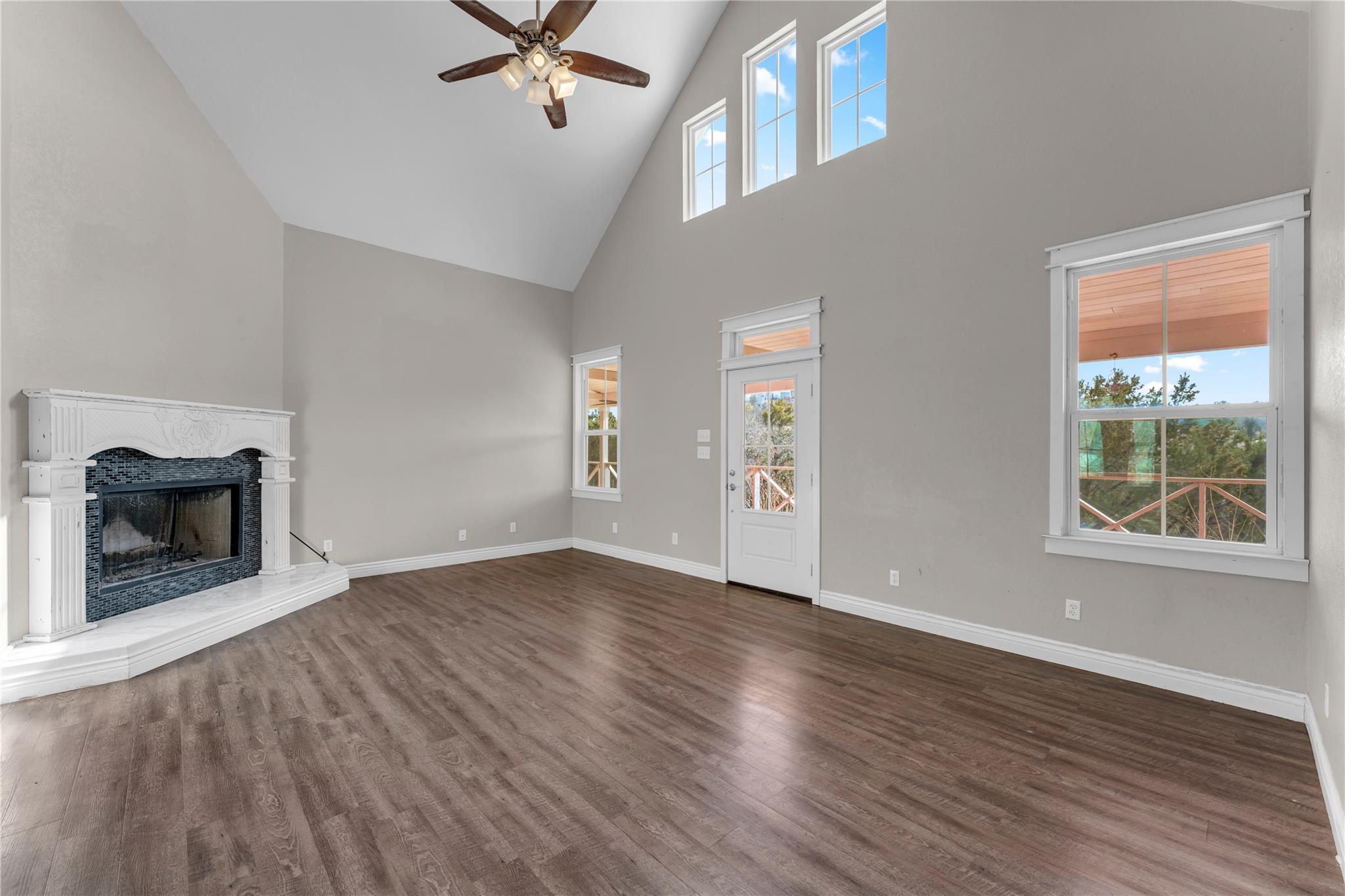 494 Cedar Mountain Dr, Marble Falls, TX 78654