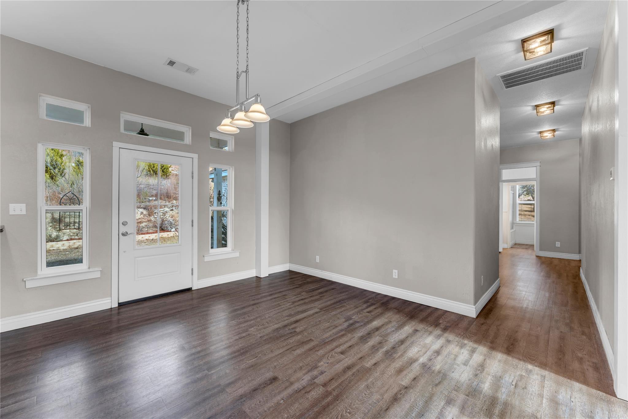 494 Cedar Mountain Dr, Marble Falls, TX 78654