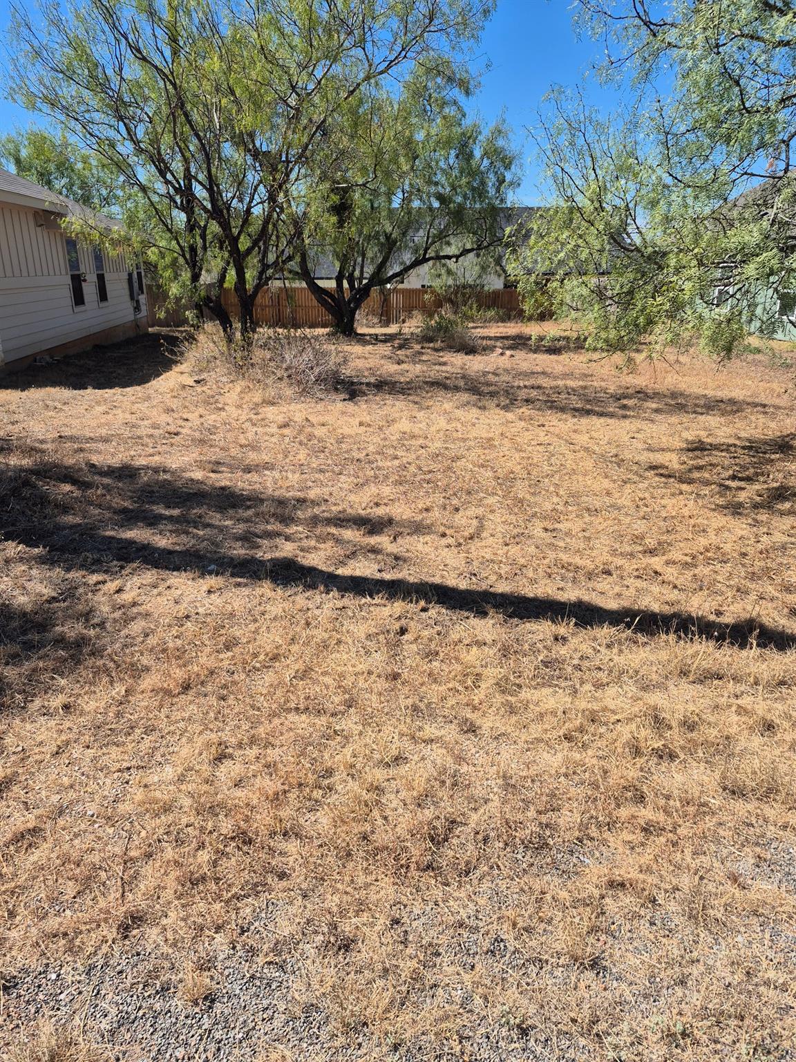 836 Aspen Ln, Cottonwood Shores, TX 78657