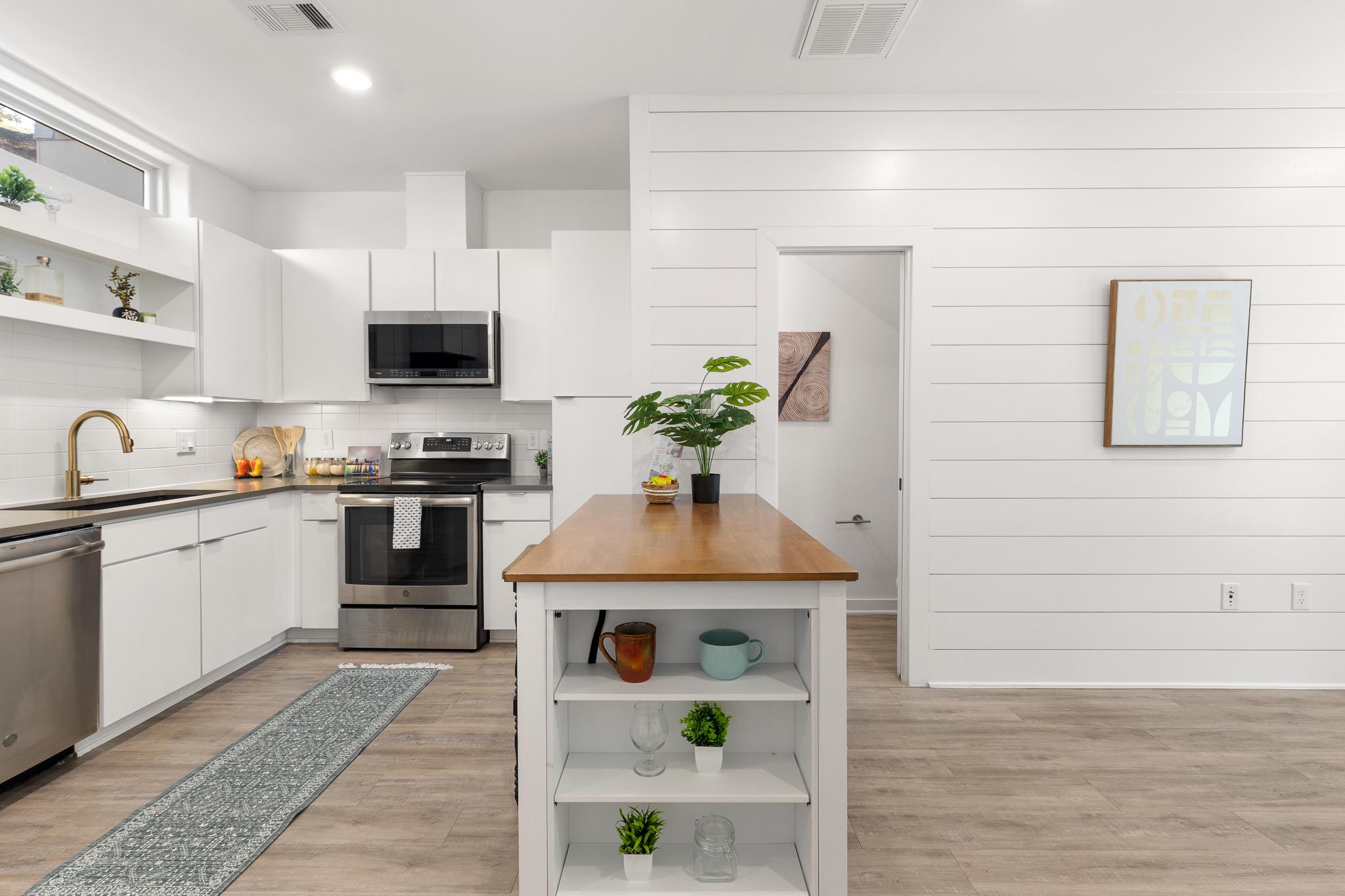 5924 S Congress Ave # 85, Austin, TX 78745