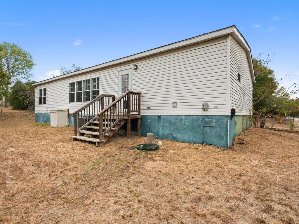 111 Greenslope Cv, Bastrop, TX 78602