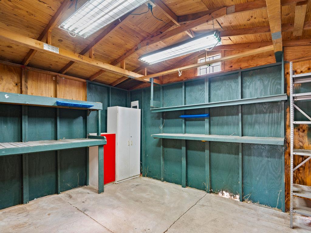 111 Greenslope Cv, Bastrop, TX 78602