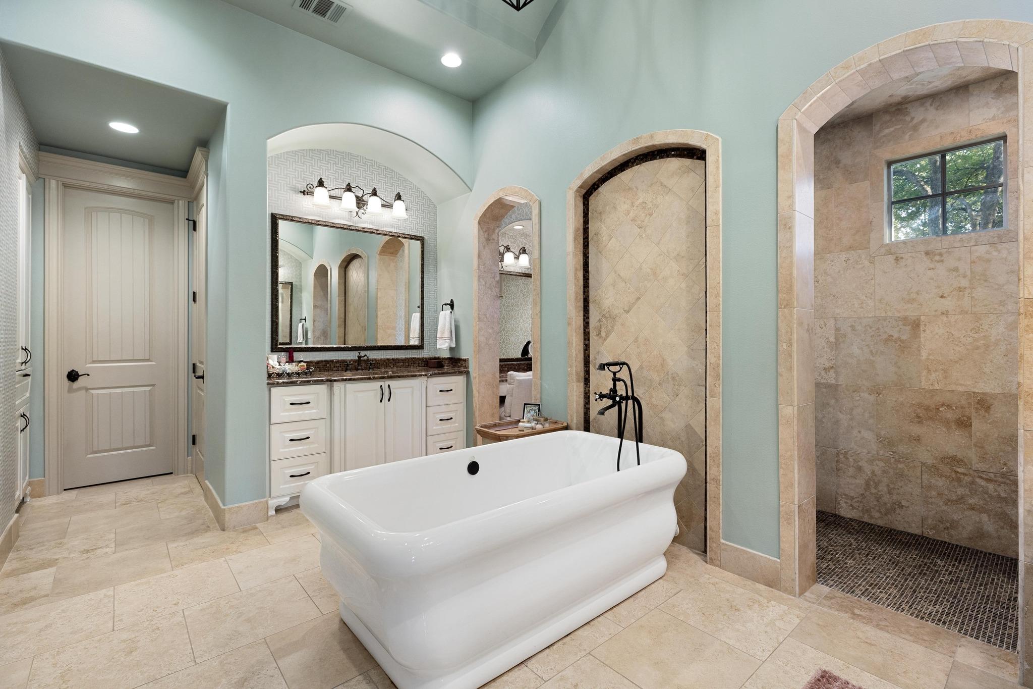 216 Vista Ln, Georgetown, TX 78633