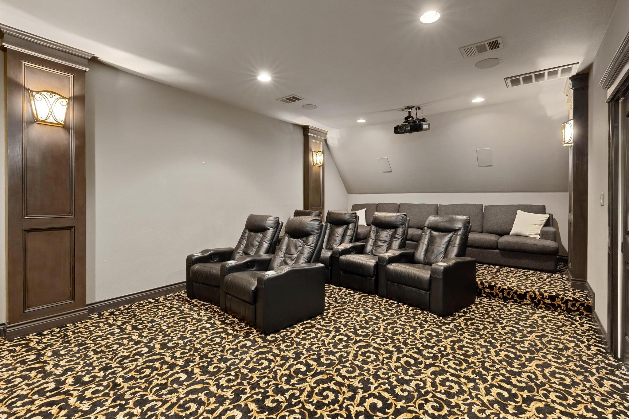 216 Vista Ln, Georgetown, TX 78633