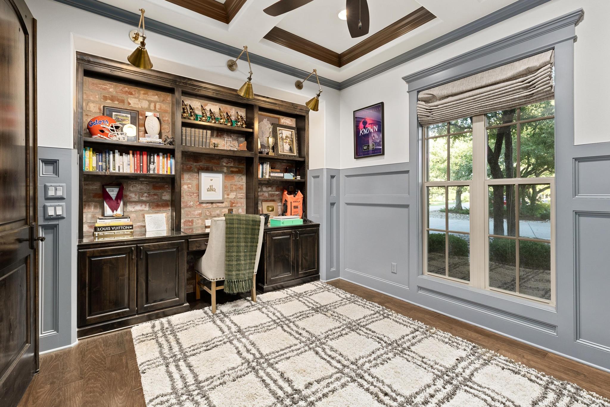 216 Vista Ln, Georgetown, TX 78633