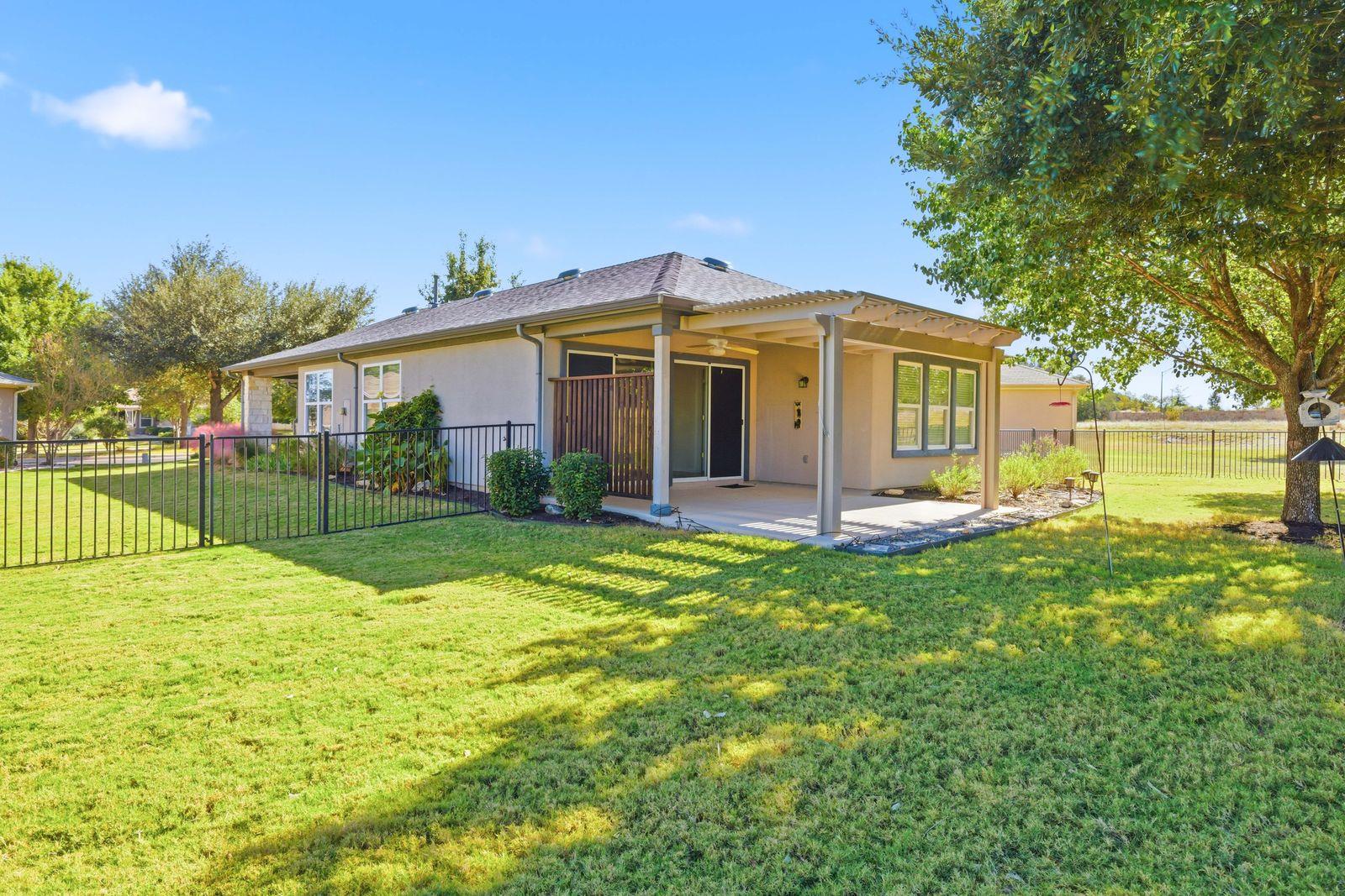 537 Salt Creek Ln, Georgetown, TX 78633