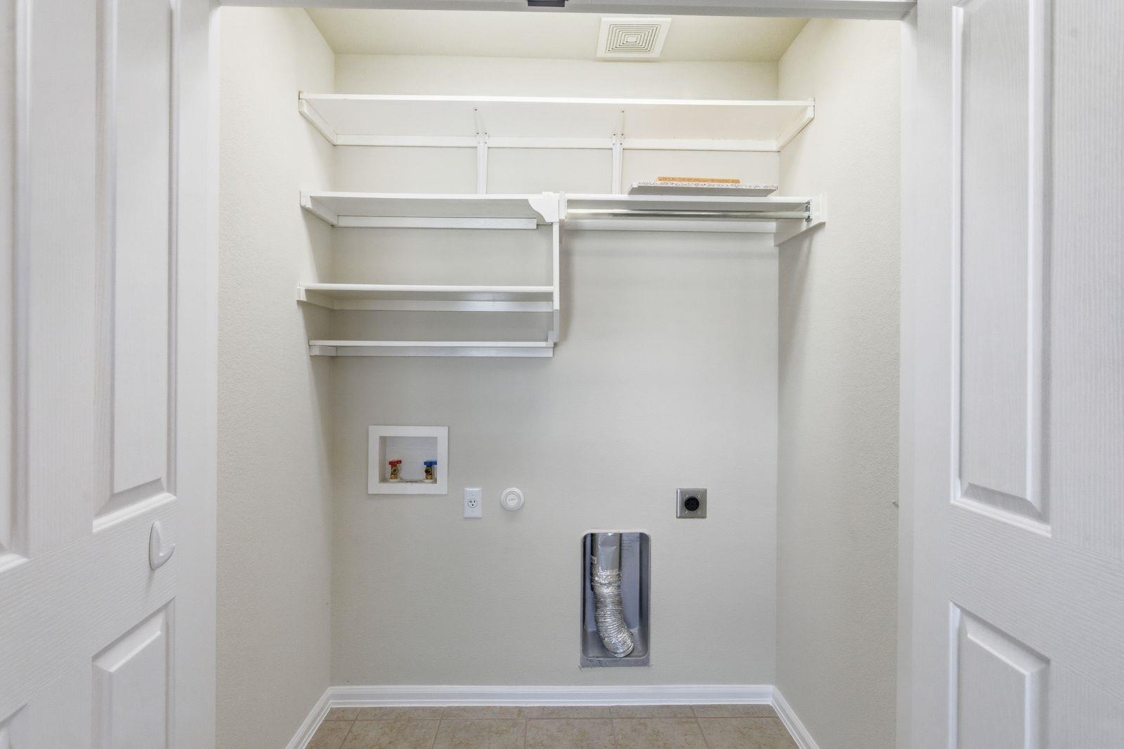 537 Salt Creek Ln, Georgetown, TX 78633