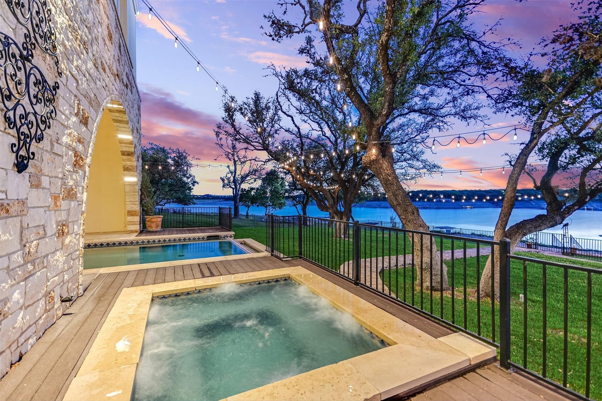 17017 S Ridge Ln, Austin, TX 78734