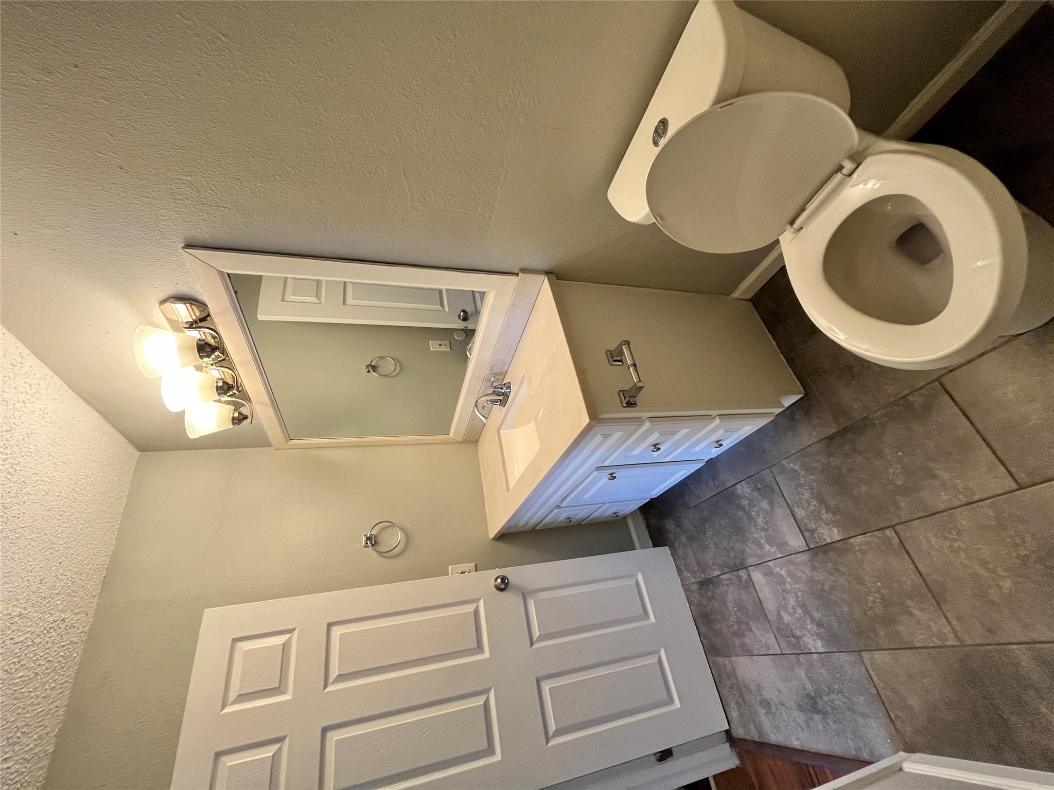 4906 West Gate Blvd # 104, Austin, TX 78745