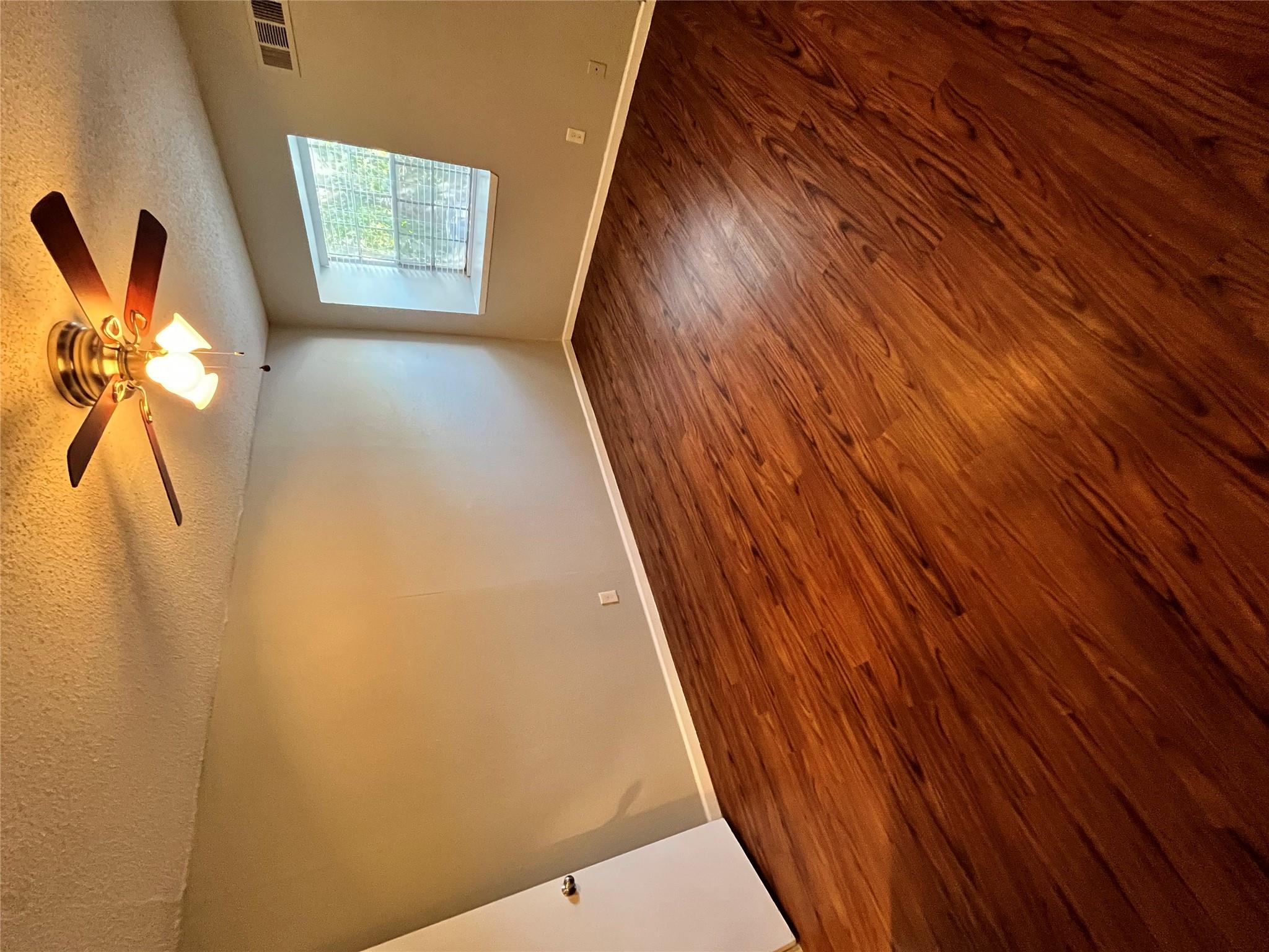 4906 West Gate Blvd # 104, Austin, TX 78745