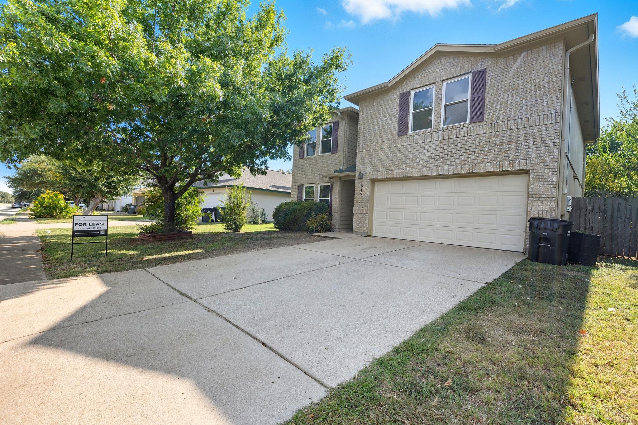 617 Riverway Ln, Leander, TX 78641