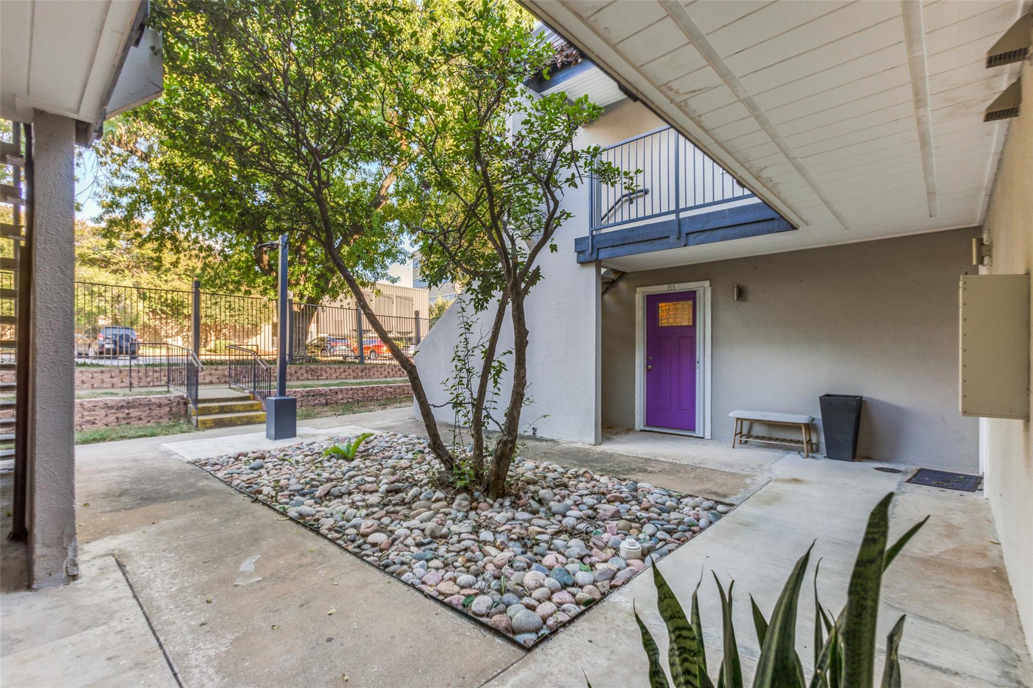 935 La Posada Dr # 155, Austin, TX 78752