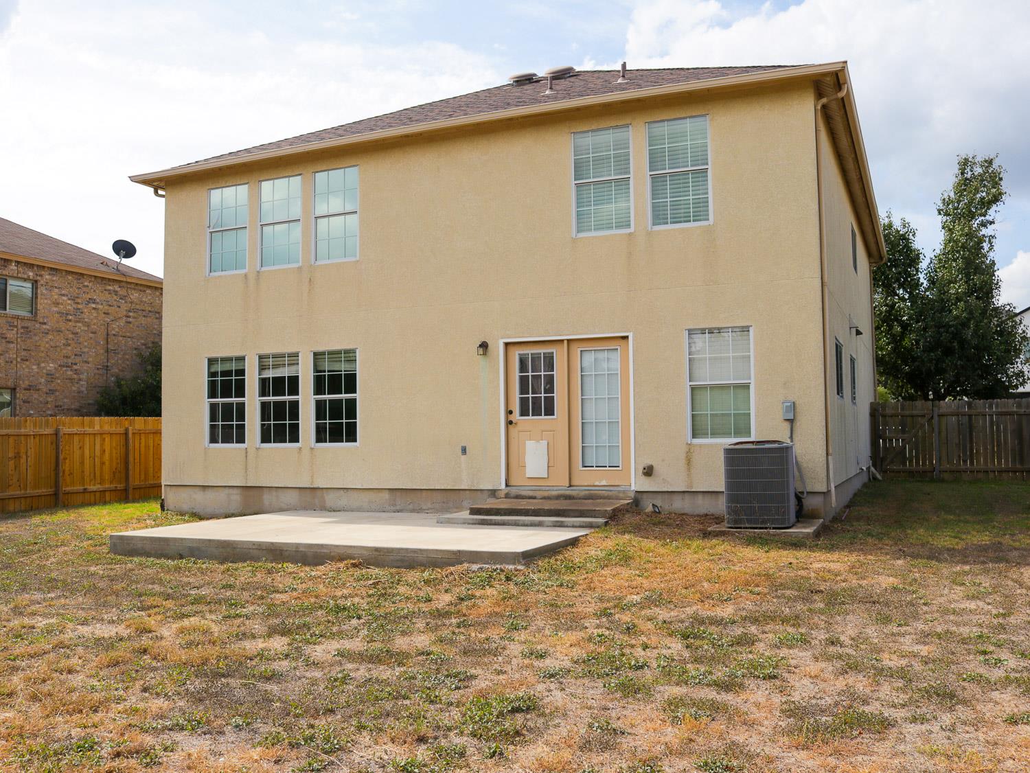 206 Debbie Ann Dr, Leander, TX 78641