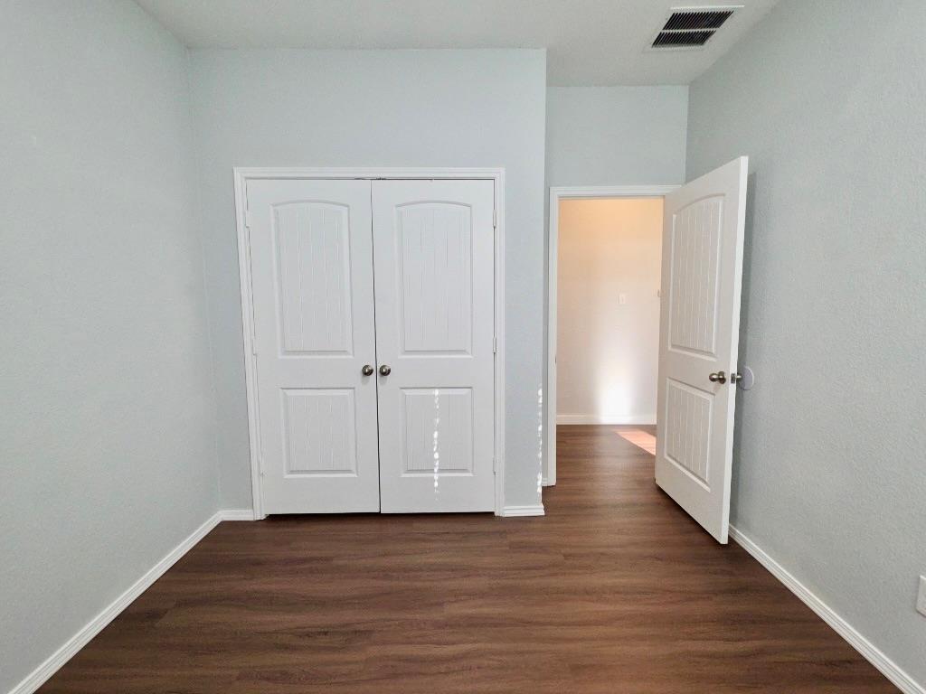 1005 Estes Park, Taylor, TX 76574