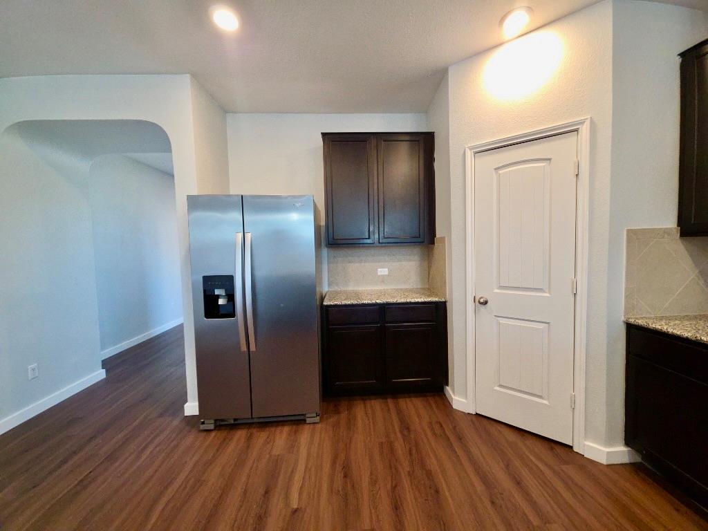 1005 Estes Park, Taylor, TX 76574