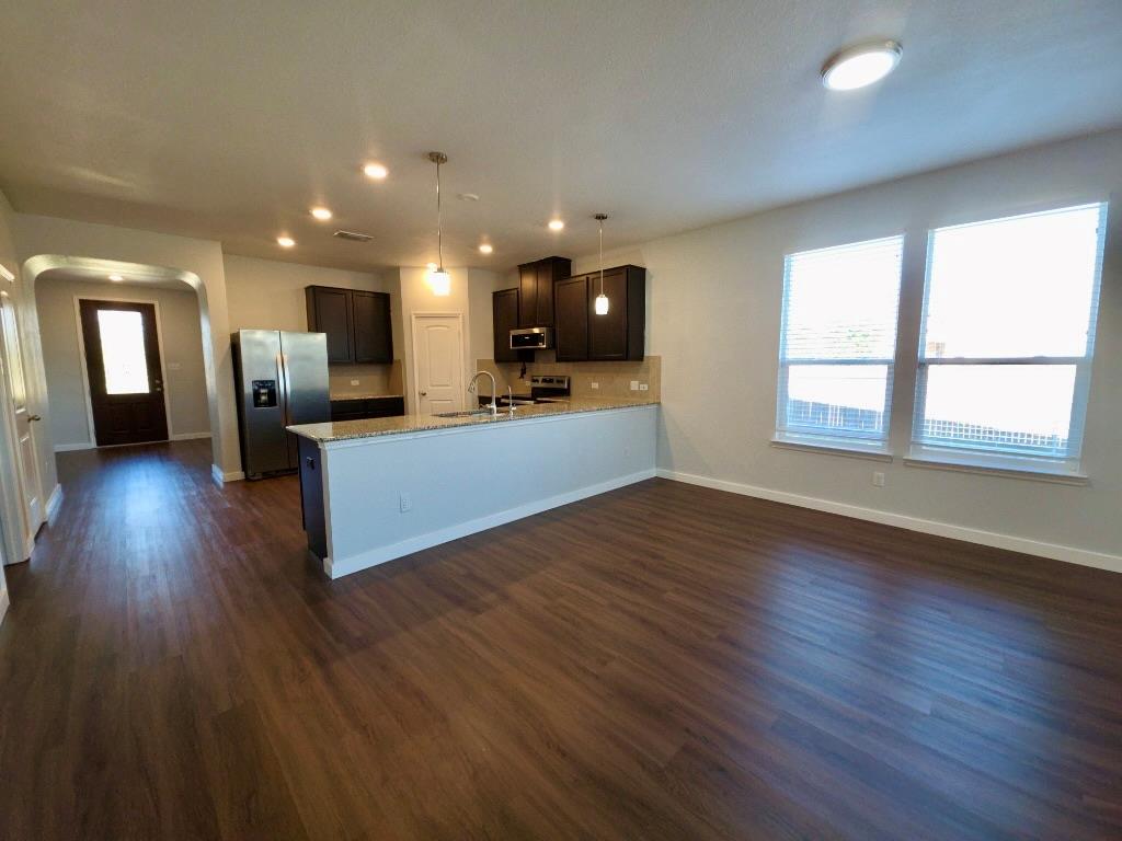 1005 Estes Park, Taylor, TX 76574