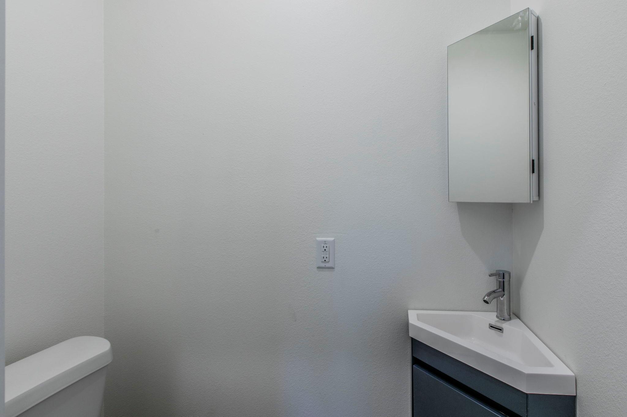 106 Heleakala Dr, Bastrop, TX 78602