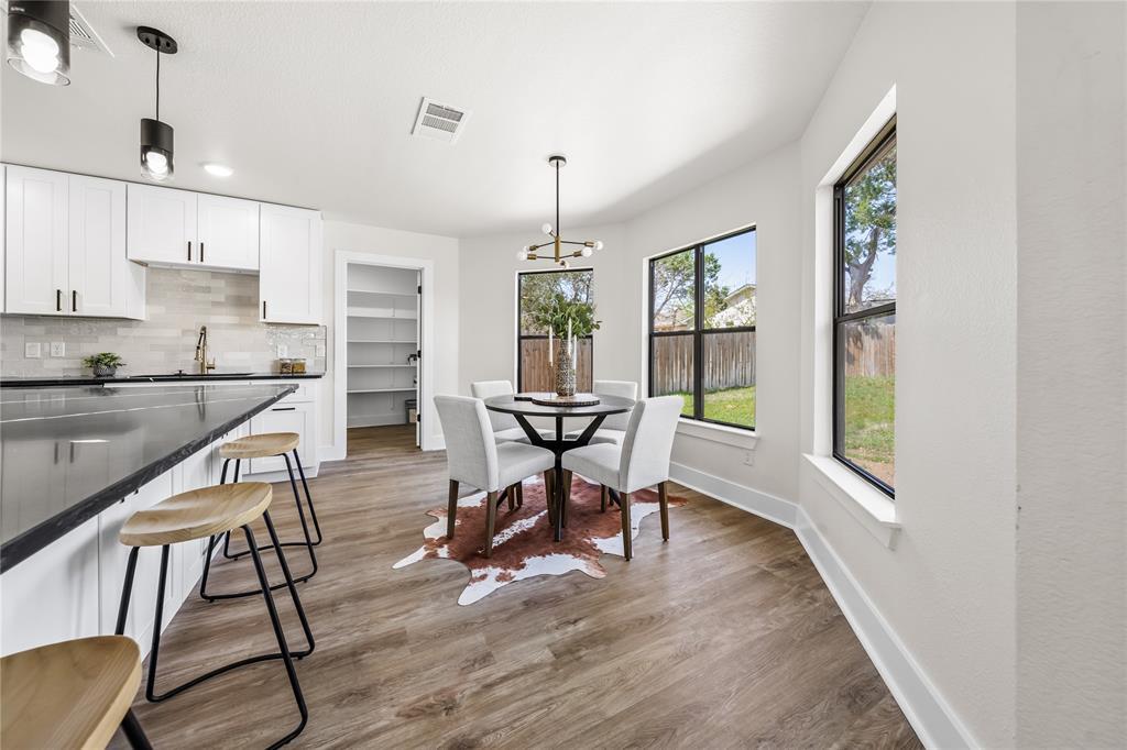 2003 Carriage Club Dr, Cedar Park, TX 78613