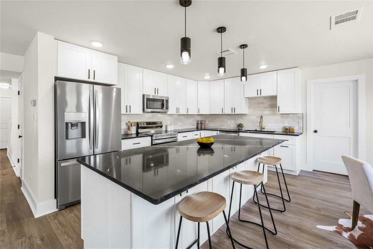 2003 Carriage Club Dr, Cedar Park, TX 78613