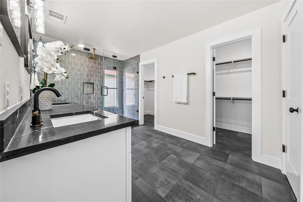 2003 Carriage Club Dr, Cedar Park, TX 78613