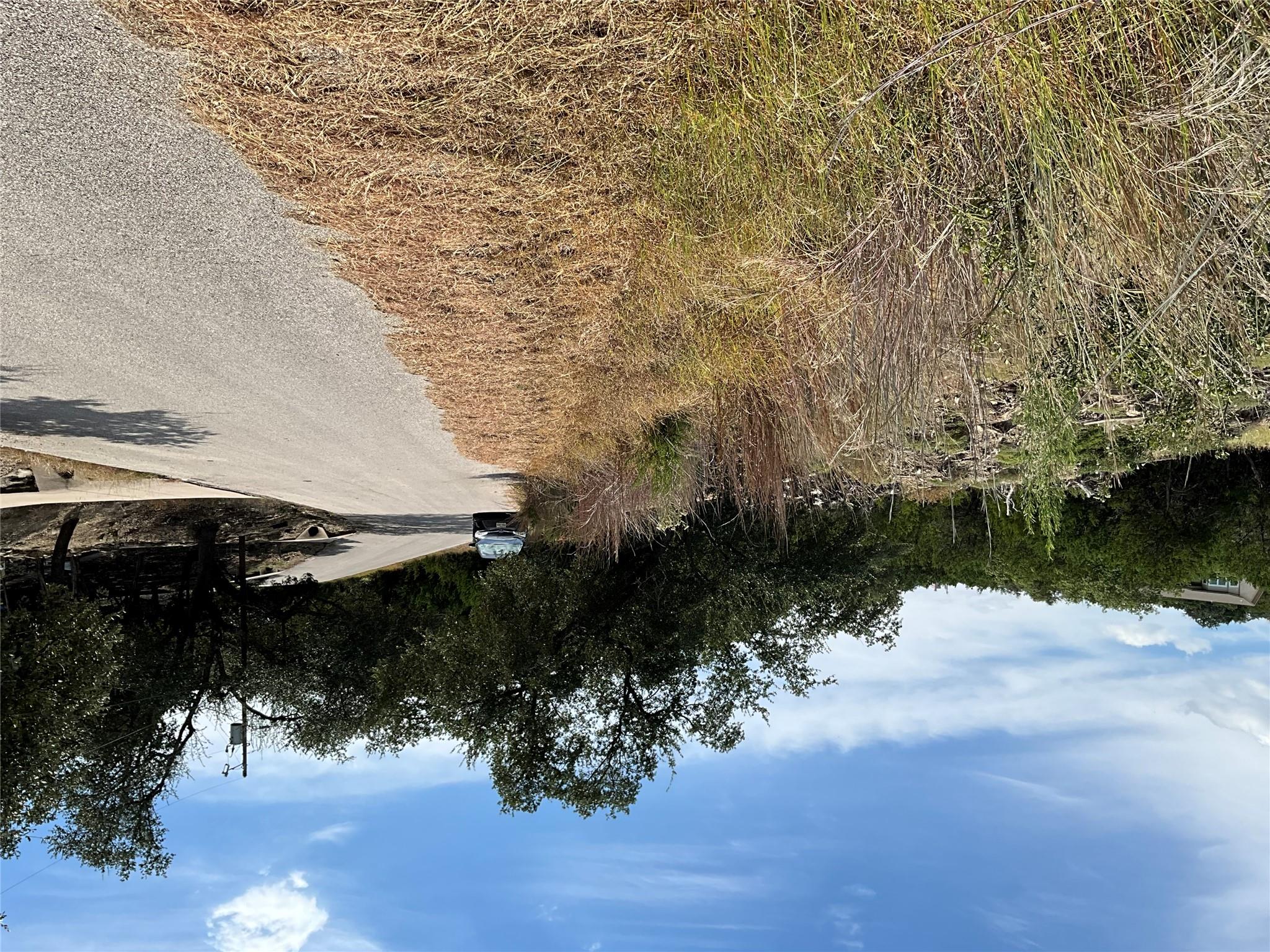 20904 and 20906 Tomahawk St, Lago Vista, TX 78645