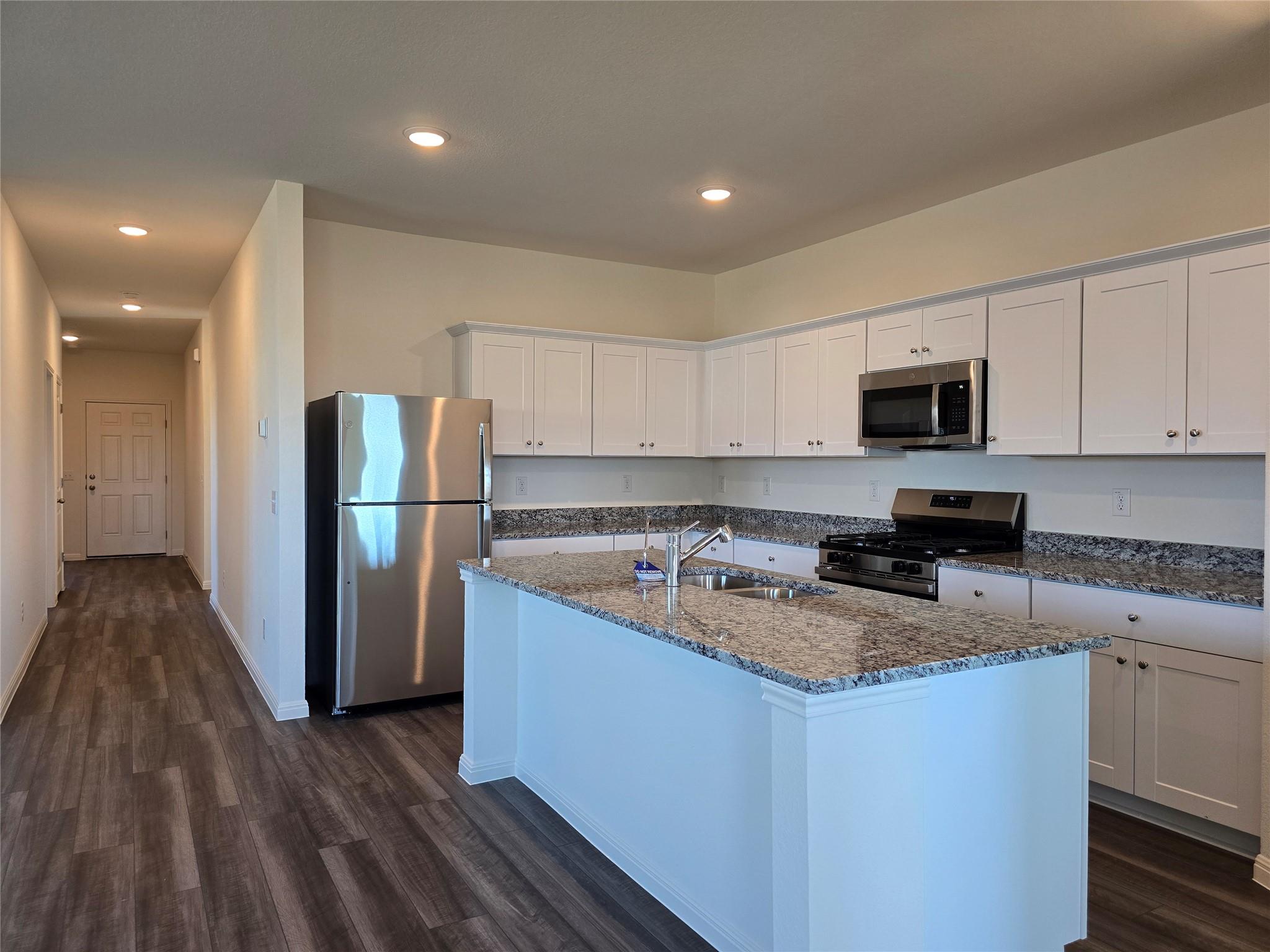 100 Fox Haven Rd, Hutto, TX 78634