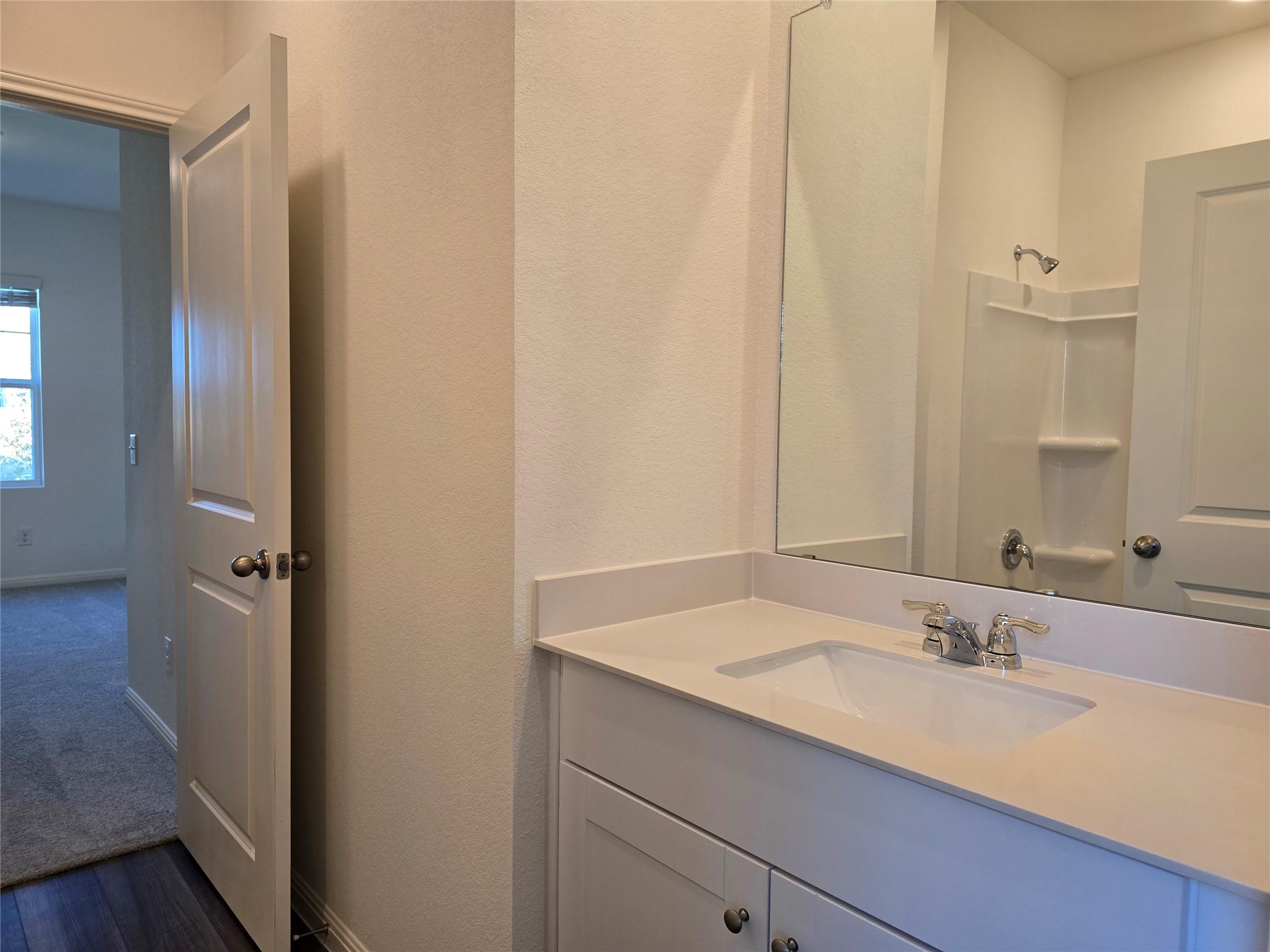 100 Fox Haven Rd, Hutto, TX 78634